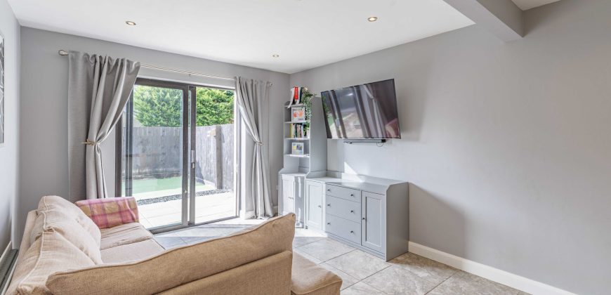8 THORNHILL, ANNALONG, BT34 4RT