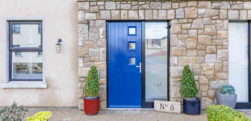 8 THORNHILL, ANNALONG, BT34 4RT