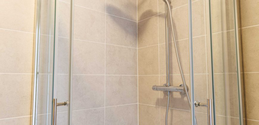 8 THORNHILL, ANNALONG, BT34 4RT
