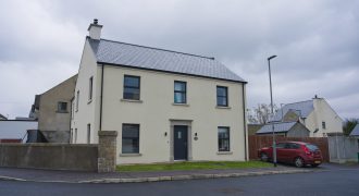 2 GRANITE MEWS, ANNALONG, BT34 4FX